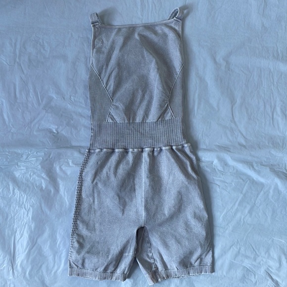 Free People Good Karma Runsie Color-Ice Gray Size-XS/Small NWOT - Picture 7 of 13